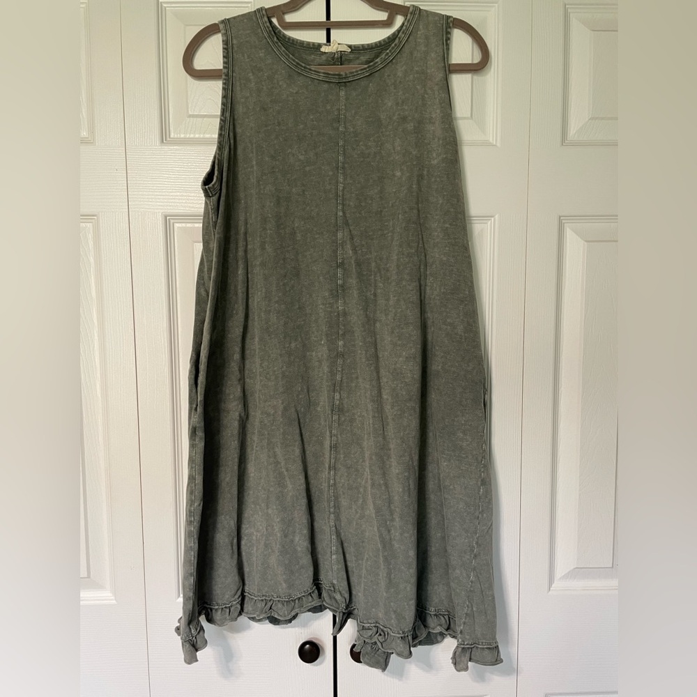 Gray/green Shift Dress with Pockets